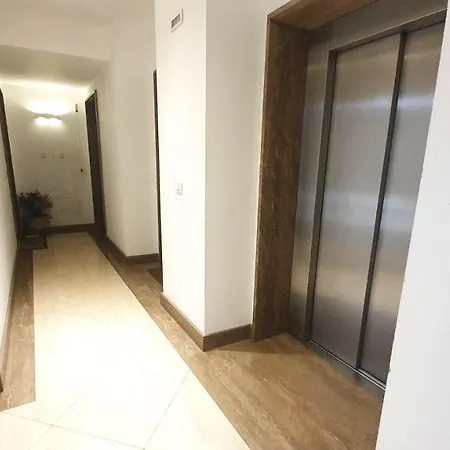 Camillo Luxurious - Centro